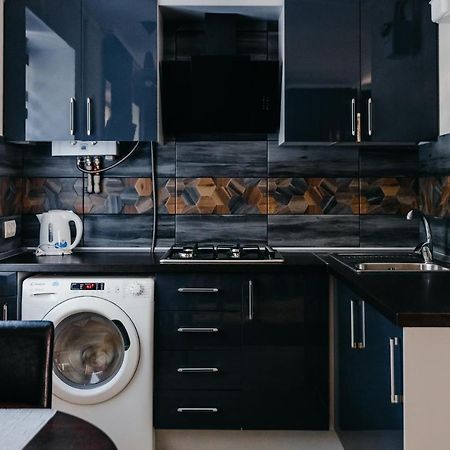 Золотое Тепло Apartment Chernihiv Bagian luar foto