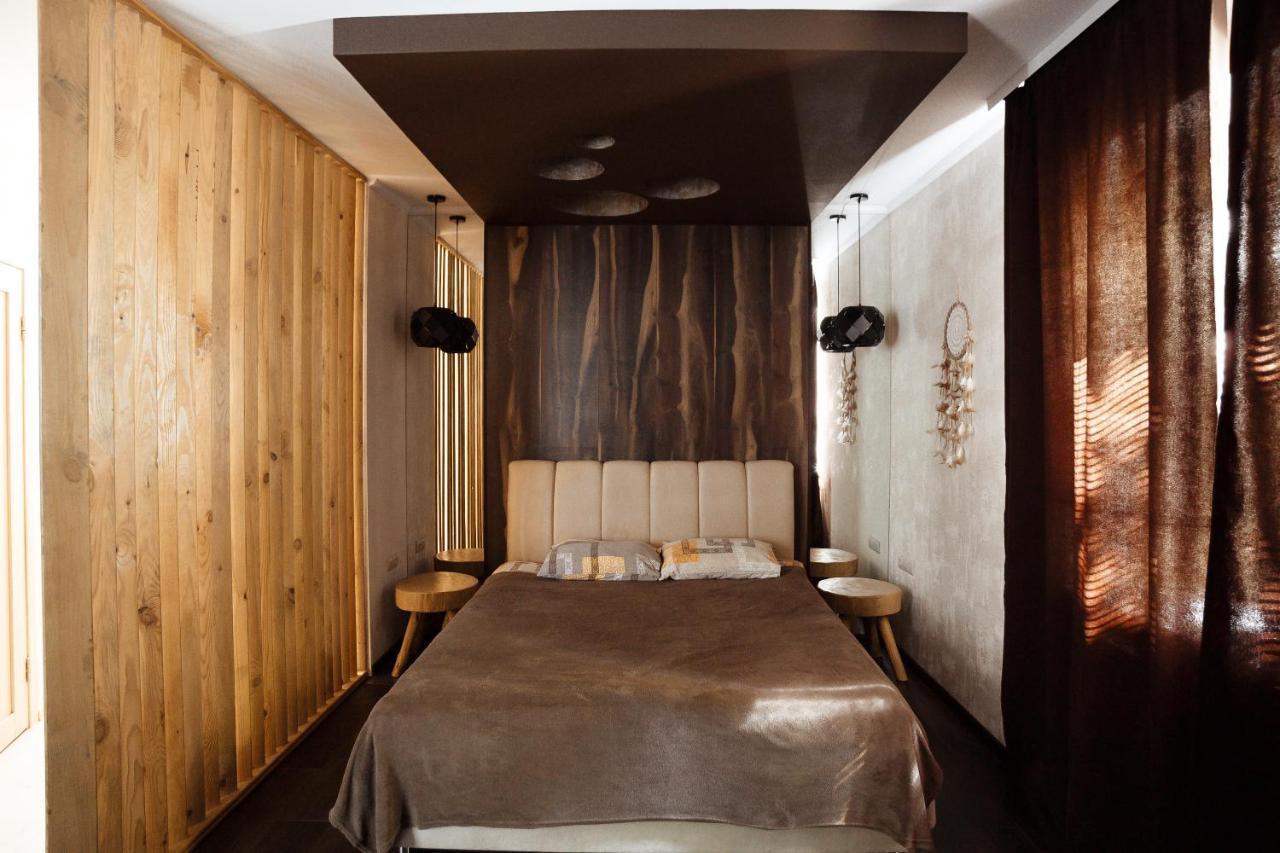Золотое Тепло Apartment Chernihiv Bagian luar foto